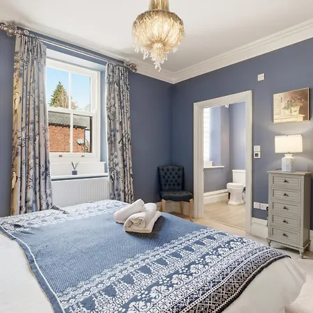 Allendale House - North East Escapes
